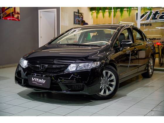 HONDA CIVIC 1.8 LXS 16V FLEX 4P MANUAL
